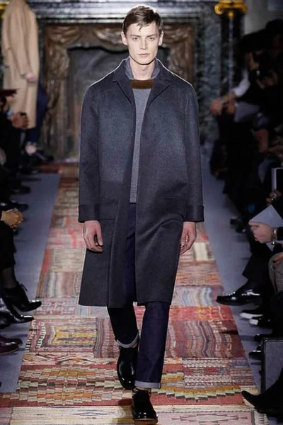 Look 1